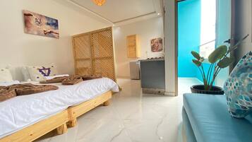 Studiosuite – comfort, balkong, byutsikt | Wi-fi (inkludert)