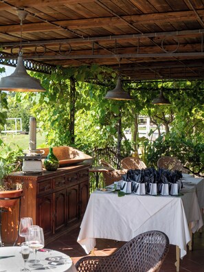 Garden view - Agriturismo Cerrosughero (Canino)