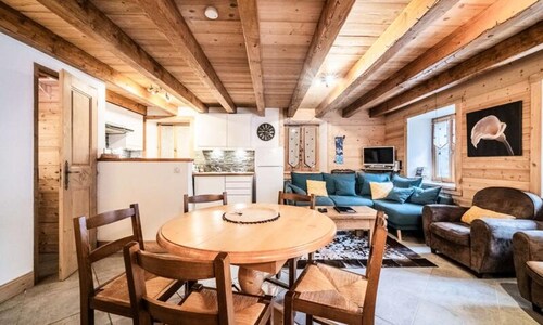 Apartment in Morzine Near Ski Lifts