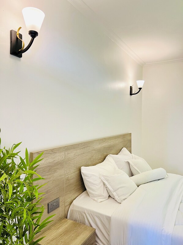 1 bedroom, iron/ironing board, Internet, bed sheets