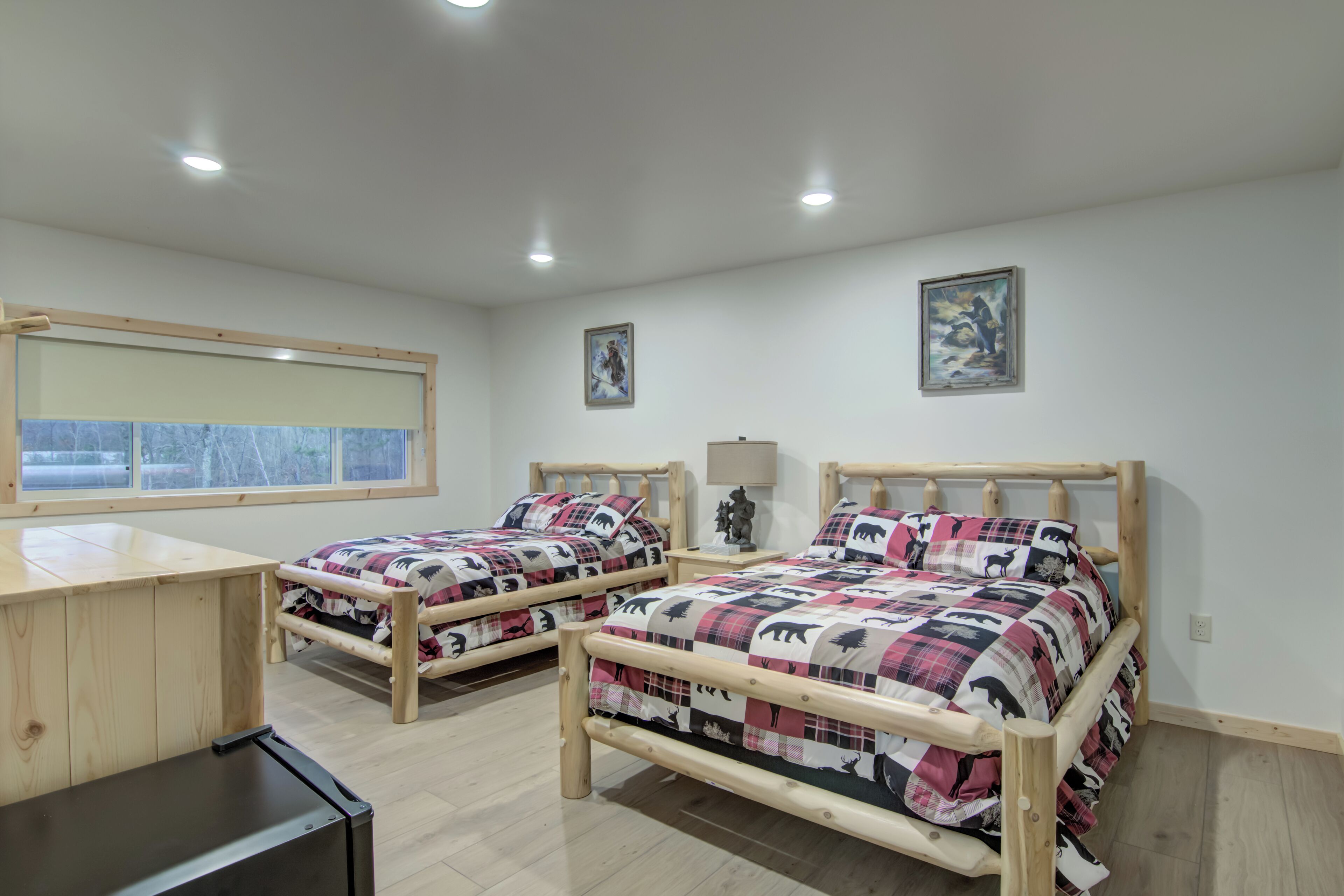 Iron/ironing board, free WiFi, bed sheets, wheelchair access