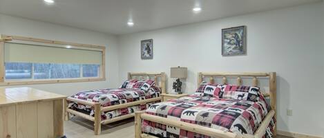 Fer et planche à repasser, Wi-Fi gratuit, draps fournis