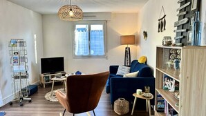 Living area - 1001 - T3 Apartment in the Heart of Pleneuf-val-andra (Pleneuf-Val-Andre)