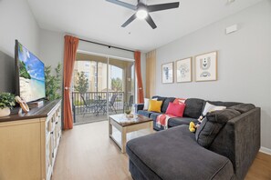 Smart TV, video games - Free Waterpark! 10 min to Disney • 25 min to Universal • Galaxy & Ears Getaway (Kissimmee)