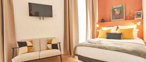 Apartment, City View | Iron/ironing board, free WiFi