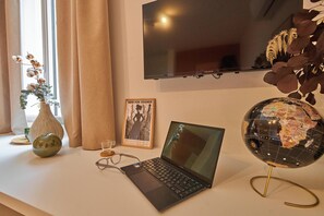 Appartement, uitzicht op de binnenplaats | Woonruimte