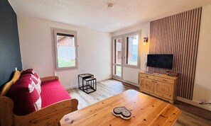 Living area - Apartment in Les Coches Near Mont Blanc (La Plagne-Tarentaise)