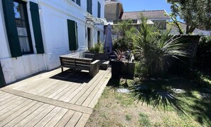Terrace/patio - Apartment in Soulac-sur-mer Near Beach (Soulac-sur-Mer)