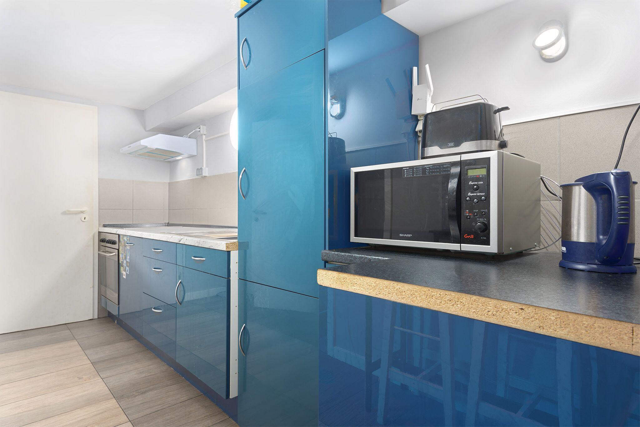 Apartment, Blick auf den Innenhof | Eigene Küche | Kühlschrank, Mikrowelle