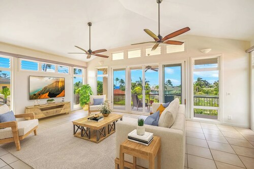 Kai Lani Villa in Poipu, 5Bd, Pool & AC, Sleeps18+