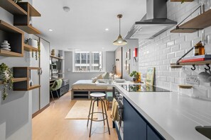 Estudio, no fumadores | Cocina privada