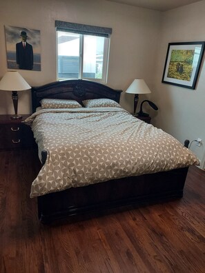 1 habitación, tabla de planchar con plancha y wifi 