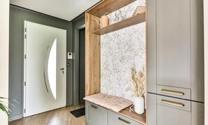 Interior - Villa in Tranquil Setting With Jacuzzi (Landevieille)