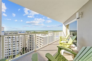 Property grounds - Tradewinds 1106 🌊 Gulf-Front Retreat | Balcony Views + Swim-Through Pool (Orange Beach)