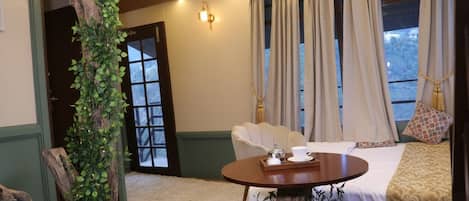 Deluxe Tree House, Balcony, Hill View | Free WiFi