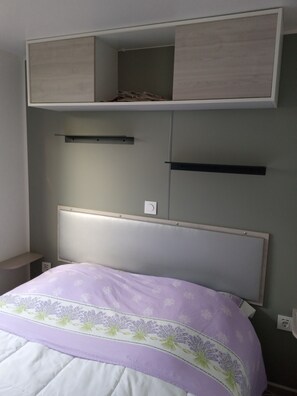 2 bedrooms - Évasion à Oléron - Fully equipped mobile home a stone's throw from the beach (Saint-Georges-d'Oléron)
