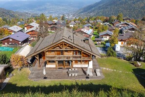 Esterni