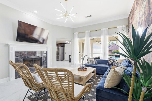 4-BD/2-BA with Backyard Pool Retreat + Game Room