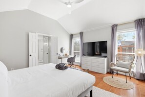 4 bedrooms, desk, iron/ironing board, WiFi - 4-BD/2-BA with Backyard Pool Retreat + Game Room (Lancaster)