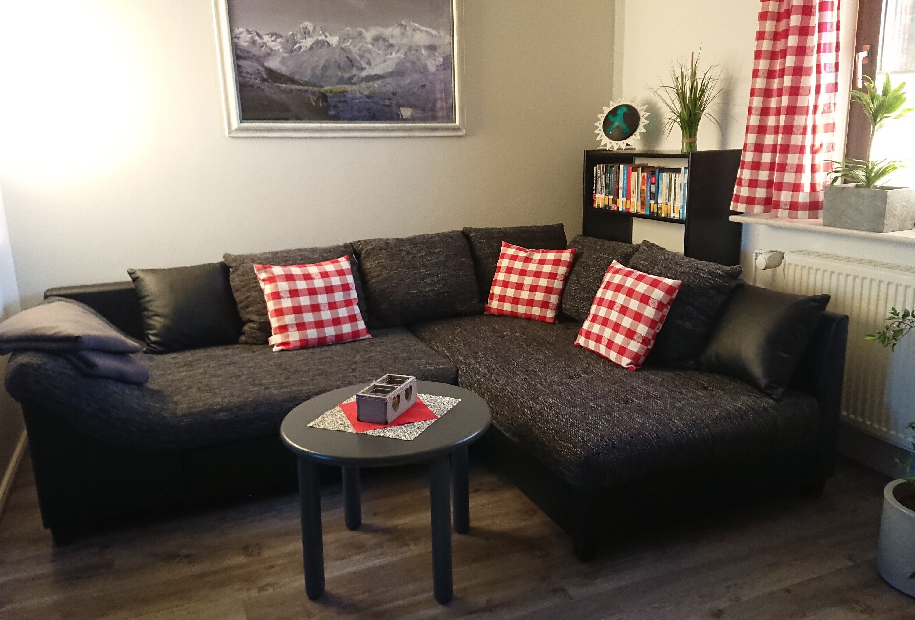 Een televisie, een dvd-speler en een stereo