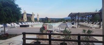 Family sized apartment with great balcony