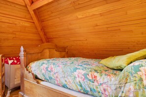 3 bedrooms, iron/ironing board, WiFi - Gite 1 - Chez Balum, 3 km from Lourdes, Hautes-Pyrénées (Lézignan)
