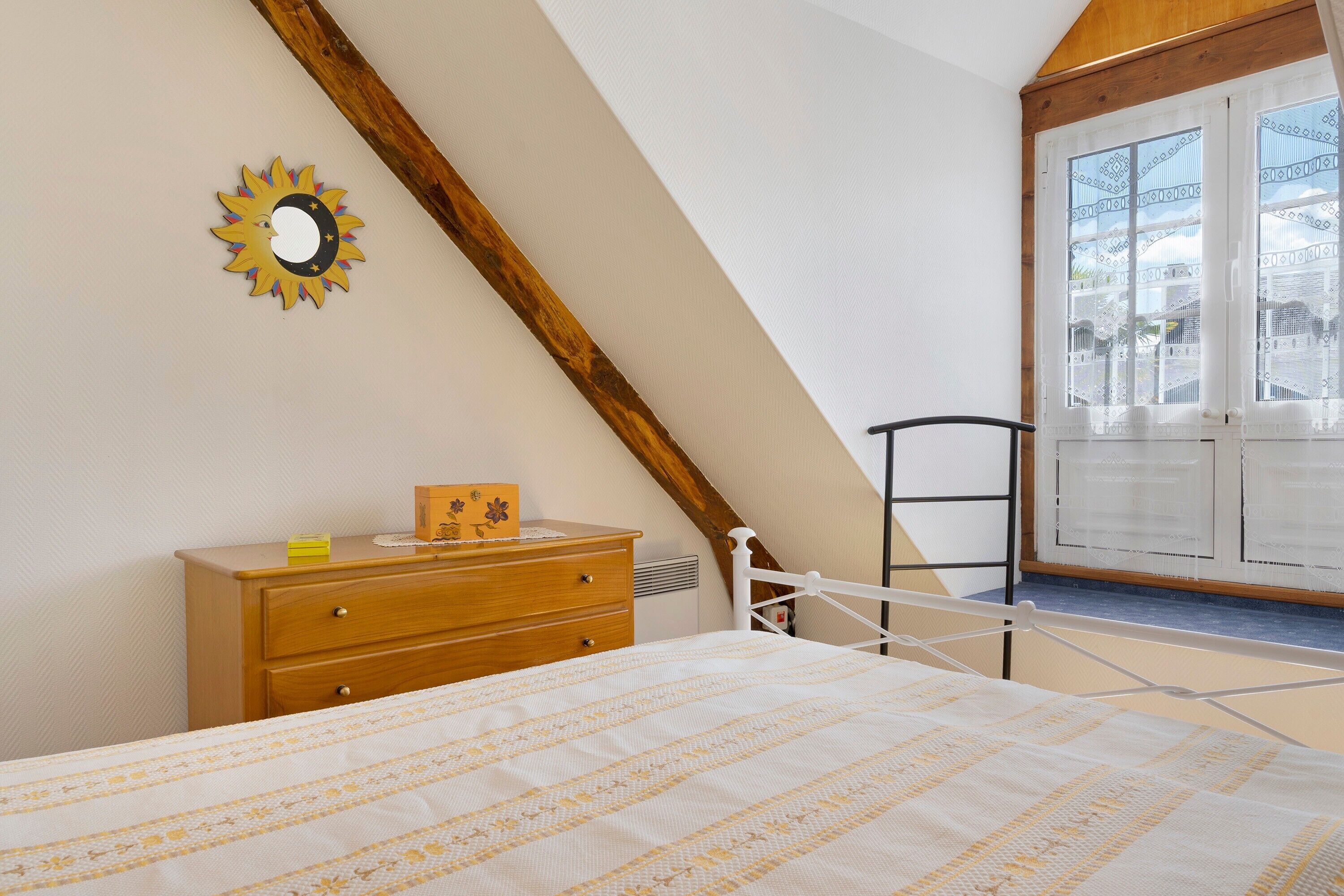 3 bedrooms, iron/ironing board, WiFi