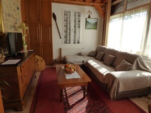 電視、乒乓球設施