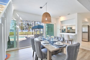 Dining - Waterfront Getaway w/ Private Dock & Pool (Bradenton)
