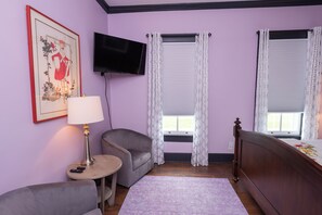 Room, 1 King Bed, Non Smoking - Old Furnace Inn (Keezletown)