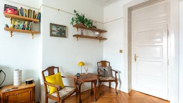 Apartment, Smoking | 3 bedrooms