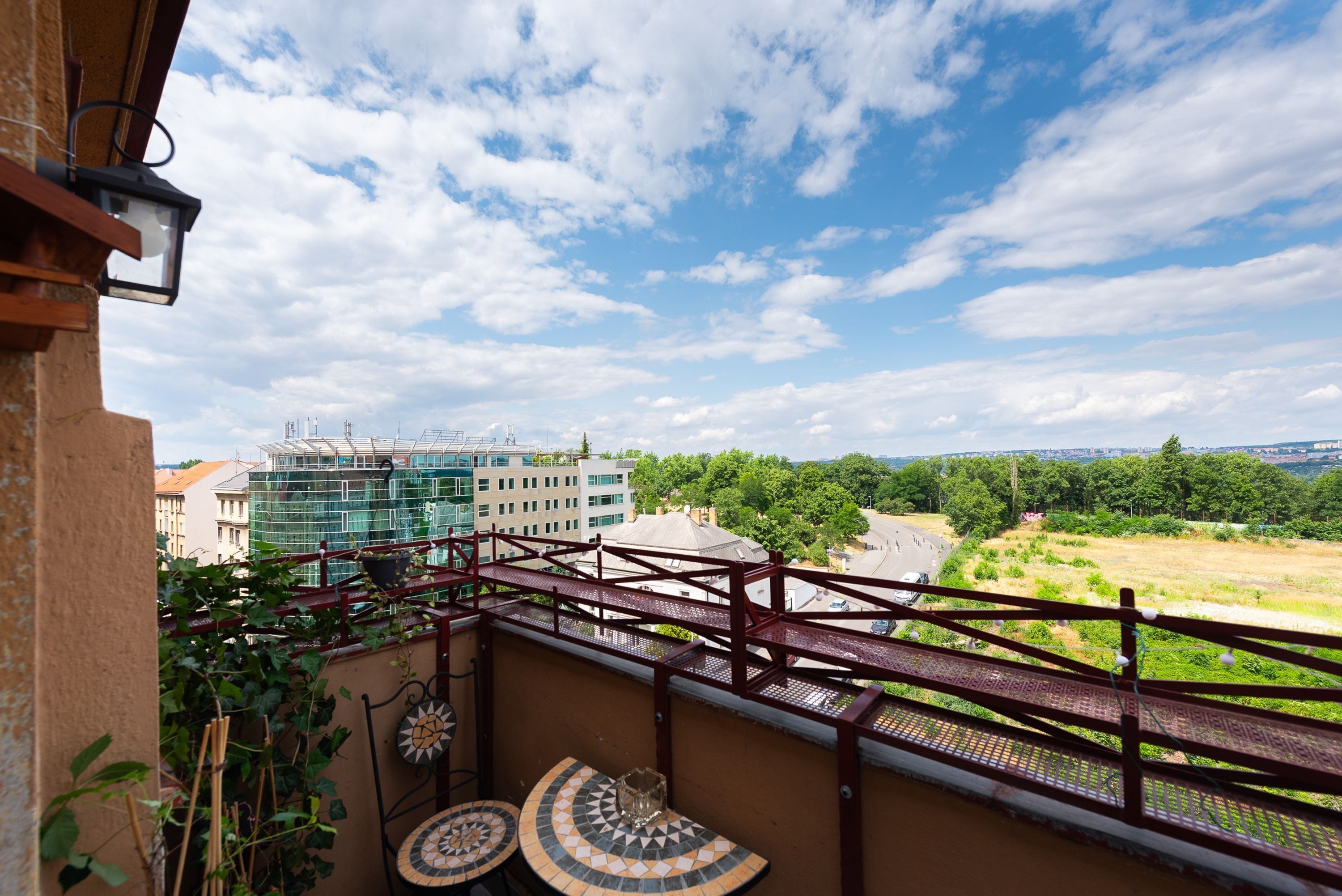 Apartment, Smoking | 5 bedrooms