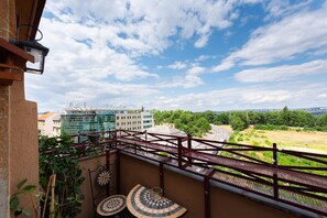 Apartment, Smoking | 5 bedrooms