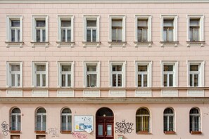 Apartment - Premium Apartment With Private Terrace in Zizkov (Prague)