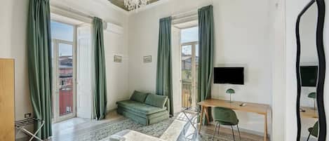 4 bedrooms, WiFi, bed sheets