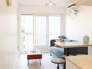 Living area - Stay in 2 at the heart of Paris, near the Pantheon (Paris)