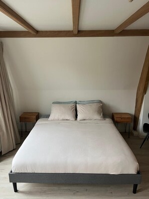1 chambre, fer et planche à repasser, Wi-Fi