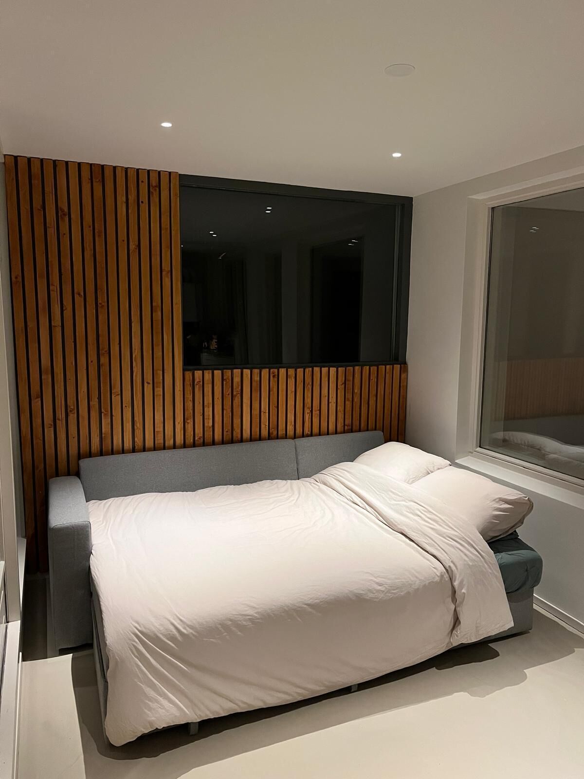 1 habitación, tabla de planchar con plancha y wifi 