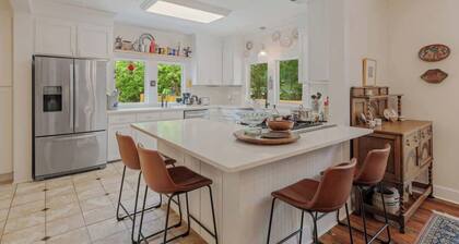 Spacious Folk Victorian-style 3BR 3BA Home with updates