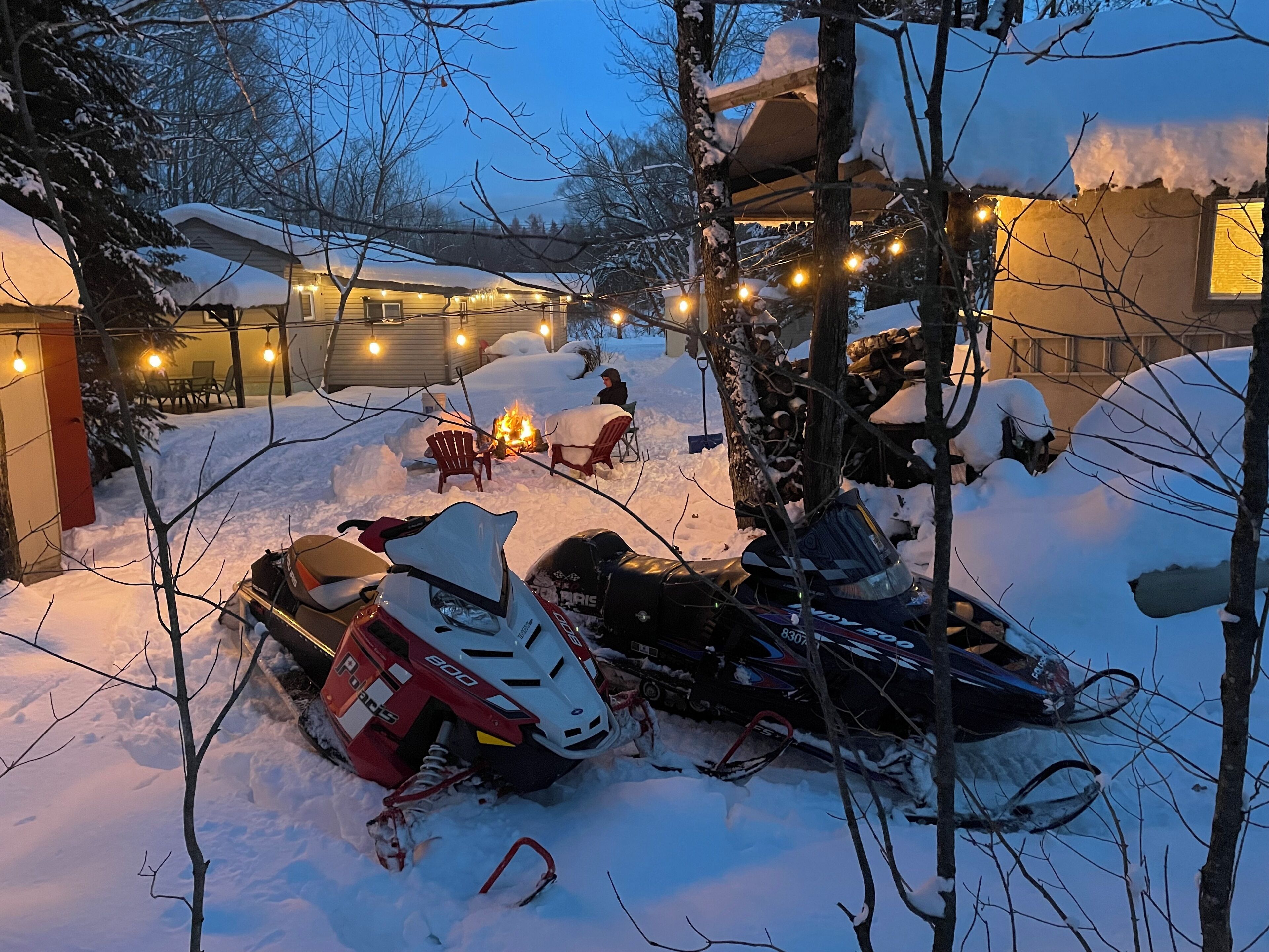 المنطقة المحيطة بالمنشأة