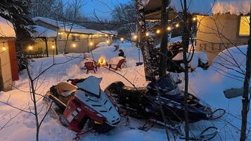 المنطقة المحيطة بالمنشأة