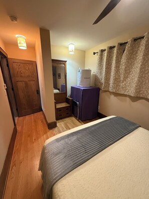 2 chambres, fer et planche à repasser, Wi-Fi, literie fournie