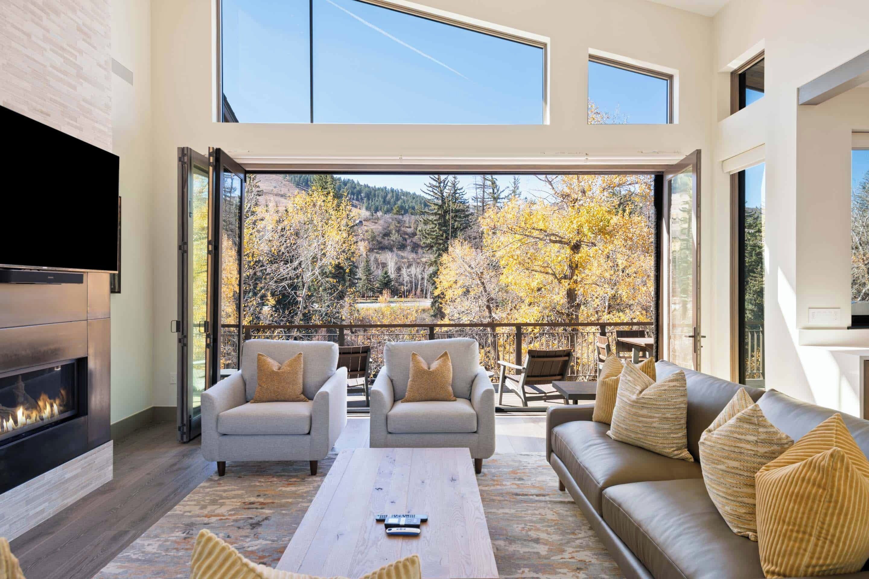 TV connectée, cheminée