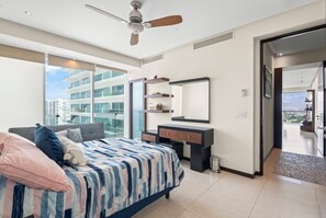 Luxury Apartment, Multiple Beds, Balcony, Sea View | Free WiFi - Peninsula Vallarta - Ocean view retreat (Puerto Vallarta)