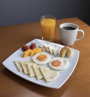 Petit déjeuner continental compris tous les jours