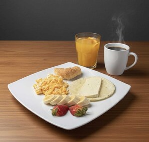 Desayuno continental incluido todos los días