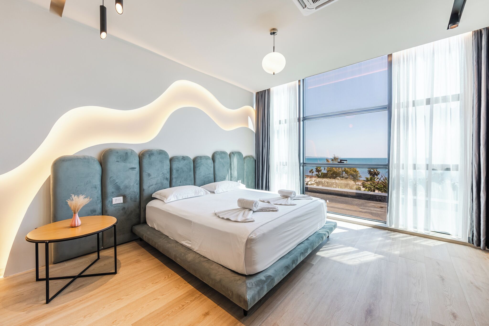 Suite Luxe, vue mer | Fer et planche à repasser, Wi-Fi gratuit