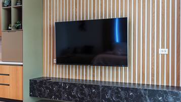 Superior-Suite, Meerblick | Bügeleisen/Bügelbrett, kostenloses WLAN