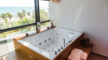 Iron/ironing board, free WiFi