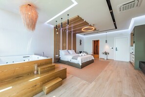 Superior Suite, Sea View | Iron/ironing board, free WiFi - Marina Luxury Jacuzzi Suites by PS (Durrës)